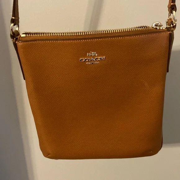 Coach crossbody - Picture 2 of 10